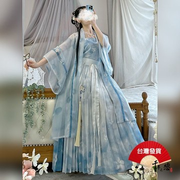 預購✨千年之戀✨ 宋制漢服 古風服飾 漢服女 日常漢服 漢服改良中國風服飾 藍色漢服 漢元素 古代服裝 齊腰 CL061