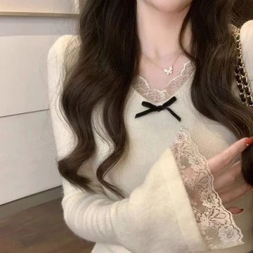 小香風喇叭長袖t恤女春秋內搭德絨打底衫修身顯瘦v領上衣