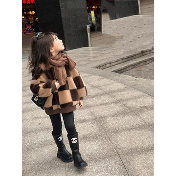 66公主女童衛衣秋冬加絨兒童秋裝2025新款洋氣女孩羊羔絨保暖上衣