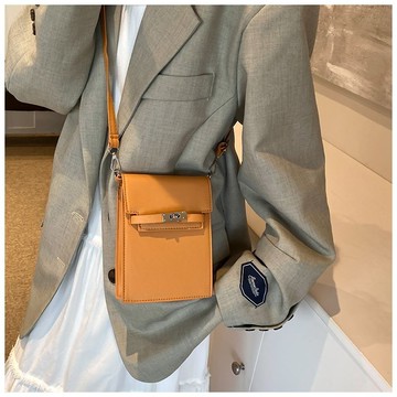 Bag House👜 高級感洋氣小包包女新款潮時尚斜挎包ins小衆設計放手機包包