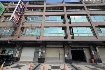 小港捷運~沿一路上黃金透天店面(捷運頭家)｜高雄市小港區沿海一路