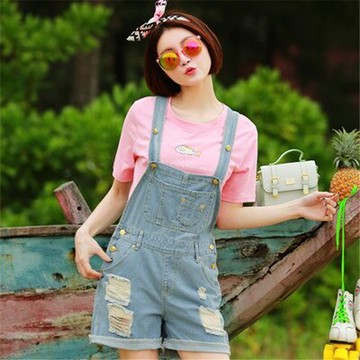 現貨+預購 牛仔吊帶褲休閒短褲高腰牛仔短褲A字休閒褲大碼寬褲大尺碼女裝-懷舊色系簡約刷破洞單寧女褲子73eo35【獨家進口】【米蘭精品】