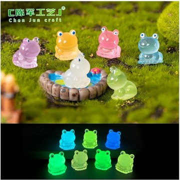 🔥台灣現貨🔥 夜光小青蛙 多色 苔蘚微景觀擺飾 創意擺飾飾品(魚缸造景微景觀小擺件DIY擺件飾品生態瓶擺件小公仔A004