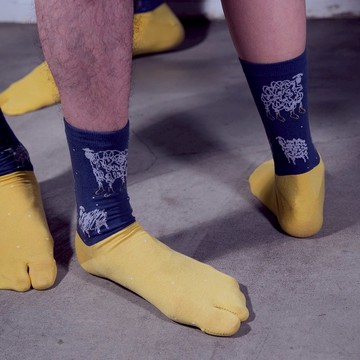 On sale - 瘋羊系列-短襪-藍黃色