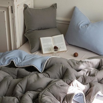 She's Home 起司水洗蜜桃絨雙面薄被 - 可可藍  S(150 x 200cm)