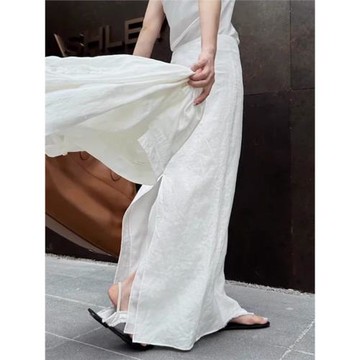 率性年輕松弛感！人手B入~亞麻半身裙~穿出毫不費力的慵懶高級感