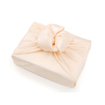 緞面包袱巾 73 x 73 cm  米白色  10個