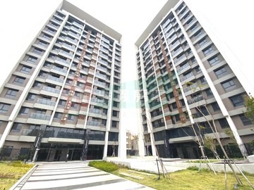 芸沙鹿大2房平車-小時代3｜台中市沙鹿區斗潭路