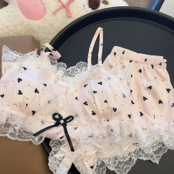 【臺灣出貨】甜美粉色吊帶胸墊冰絲睡衣女款夏季短褲兩件套裝性感蕾絲邊家居服