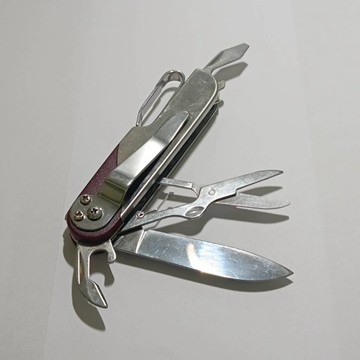 [沐沐屋]多用途金屬戶外小刀 掛扣瑞士刀#