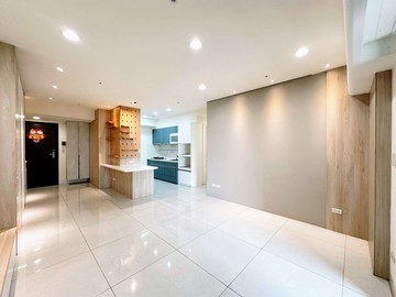 熱河商圈｜精緻裝潢景觀三房平車｜抗震捷運宅｜高雄市三民區大連街