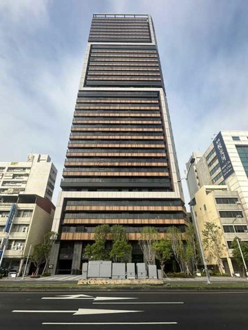 ⭐博愛路燙金門牌⭐高醫新地標⭐全新未住三房｜高雄市三民區博愛一路