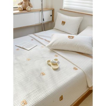 ins小熊床蓋三件套純棉絎縫刺繡夾棉床單四件套四季通用榻榻米墊