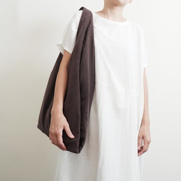 一大塊流浪泥土 單肩包袱 流浪包