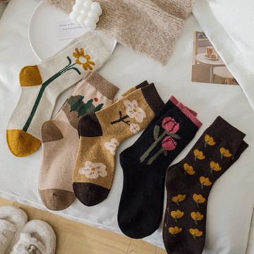 女式羊毛襪女秋冬復古加厚保暖高筒冬季長筒純棉韓國學生秋款中筒