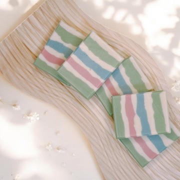 一點溫柔—手工冷製洗臉皂-溫和潔淨配方-送禮-療癒-謝師禮