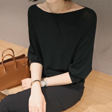 春秋一字領七分袖上衣女中袖針織衫薄款寬松露肩打底衫蝙蝠袖毛衣