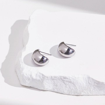 vacanza｜純鋼｜個性彎月‧純鋼耳環 #新年飾品 #新年禮物