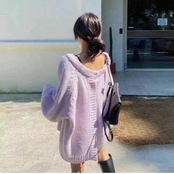 黑藍現貨秒出♥️【JinG】正反兩穿*糖果色V領後鈕釦寬鬆針織衫♥️喇叭袖 韓國同款 長袖毛衣 針織外套 前後穿