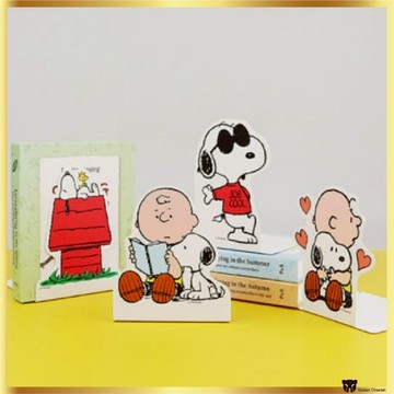 Peanuts 史努比和查理布朗書擋 – 花生角色設計