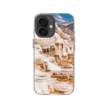 iPhone 16 Clear Case（相機按鈕） 透明 - LOOK！多看我一眼 LOOK! Nature Seeks Attention - 大自然的傑作（黃石國家公園）
