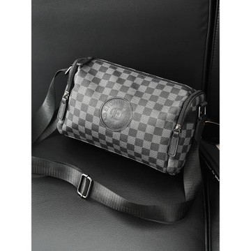 男士斜挎包通勤包機能男款郵差包男騎行機車背包運動單肩包潮男包