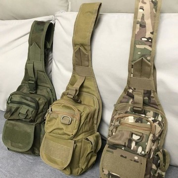 防晃貼身✨戰術胸前包 機能胸包 旅行斜背包 路亞包 馬甲包 手機包 大容量耐磨 戶外戰術胸包軍迷迷彩單肩斜挎包登山耐磨多