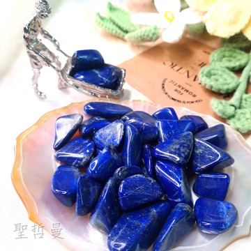青金石AA級中型滾石(Lazurite) ～保護與啟蒙之石、解除壓力、憂鬱
