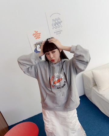 P/D幽靈 大口袋印圖寬版連帽衛衣 兩色售1/2