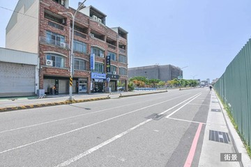台南安平/近市政府/鄰近公園精美深間/透天店面｜台南市安平區建平路