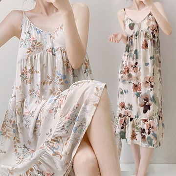 Sleeping Beauty 輕柔花語V領中長款睡裙-多色可選