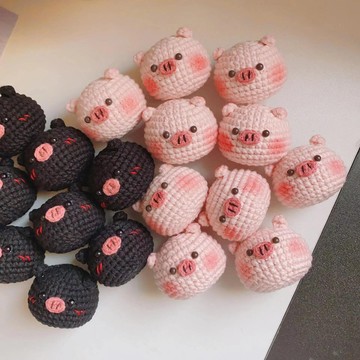 🔥新款🔥小豬掛件毛綫手工編織鈎針diy材料包 鈎織手作 自製可愛卡通玩偶編織材料包 毛線鉤織 手作材料 毛線DIY