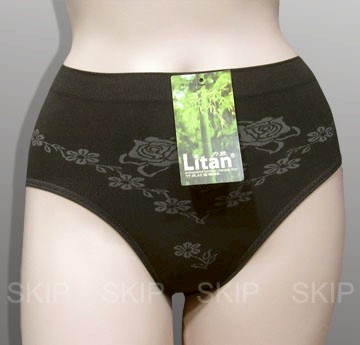 SKIP四季織精品**黑竹炭女中腰三角內褲**