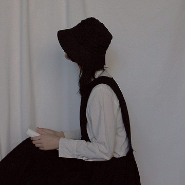 客製 法國亞麻 百褶洋裝 毛邊側鏤空連身裙 黑 色