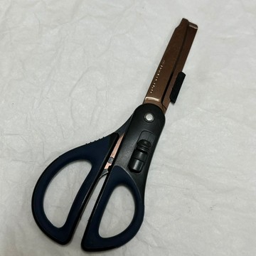 [沐沐屋] KOKUYO 兩用機能剪 開箱神器 鈦金屬剪刀 -