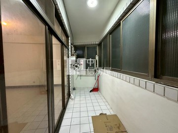 小芳精選內壢後站新青年城邊間美三房｜桃園市中壢區興仁路二段