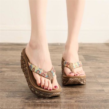涼拖鞋女外穿高跟海邊人字拖時尚防滑坡跟厚底百搭網紅沙灘鞋度假