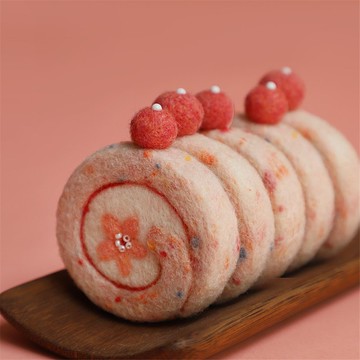 羊毛氈手作 甜粉 日式和風櫻花捲蛋糕 手工胸針/別針/髮夾/磁鐵