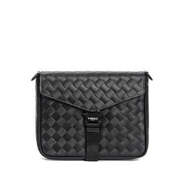 【FREED】編織壓花方格扣斜肩包 聖誕禮物送禮 生日送禮 升遷賀禮