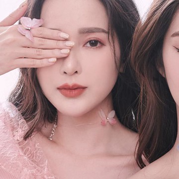 立體蝴蝶水鑽頸鍊