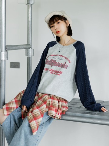 美式印花立體織紋拉克蘭袖上衣