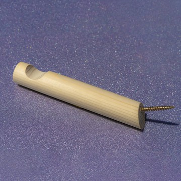 松木牆鉤。簡約的牆壁存儲。花邊支架。植物架衣架。