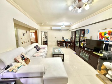 低於社區行情_可貸八成_三房+機上車位_室內30坪｜台中市南屯區三和街