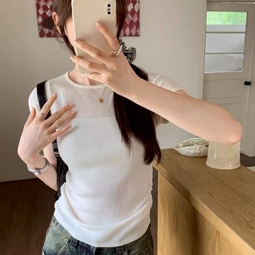 平價衣著 敲好看 質感收腰顯瘦短袖針織衫 韓版上衣 透膚薄針織上衣 抓皺上衣 防走光 設計感 薄針織透膚上衣 短袖t