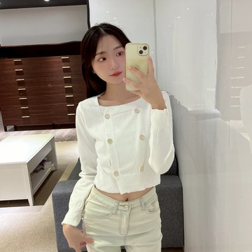 6金釦針織上衣【82011】Sandy33實拍秋冬新款韓系INS休閒百搭氣質方領上衣 長袖上衣 針織衫 坑條上衣