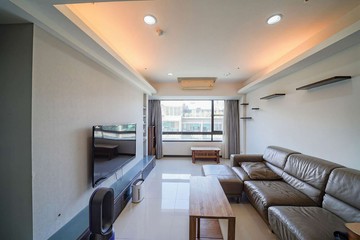 山海領市館|稀有採光邊間大三房平車|近輕軌｜高雄市鼓山區鼓山一路