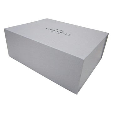 ~雪黛屋~COACH 紙盒國際正版中型包包盒隱藏磁釦蓋式進口厚紙材#2258