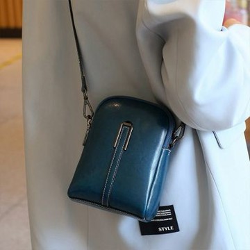 MoonDy 媽媽包 斜背包 包包女 質感 硬皮 買菜包 小包包 小方包 外出包 隨身小包