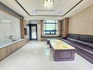 大里立新學區❤️精裝潢電梯別墅｜走路到全聯｜台中市大里區甲堤六街