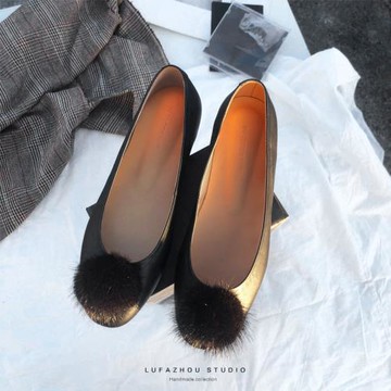 真皮2025春季新款平底淺口羊皮法式復古貂毛球芭蕾手工奶奶單鞋女